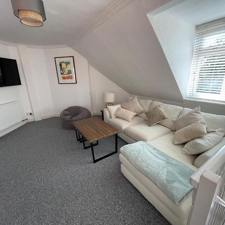 Town Centre Apartment Eastbourne Exterior photo